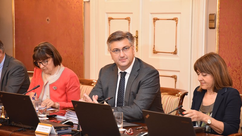 Predsjednik Vlade: Nastavljamo s provedbom Nacionalnog programa reformi i Programa Vlade  